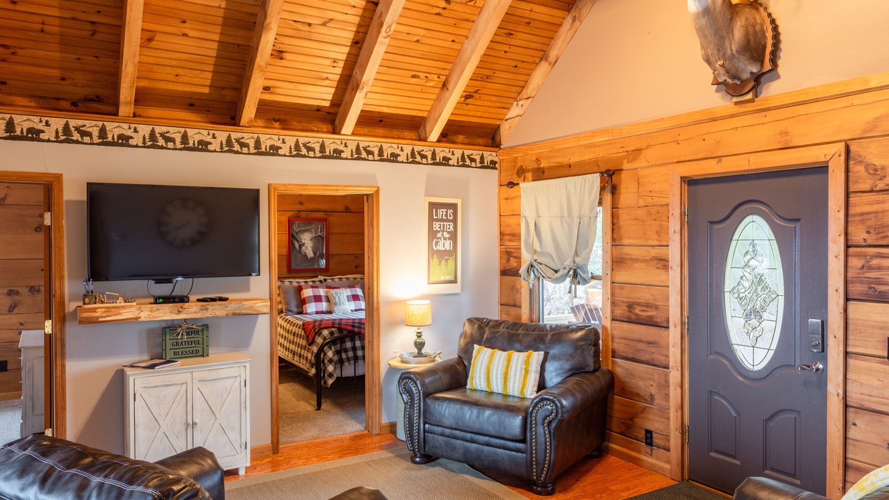 Photo of Livingroom in Lupton City