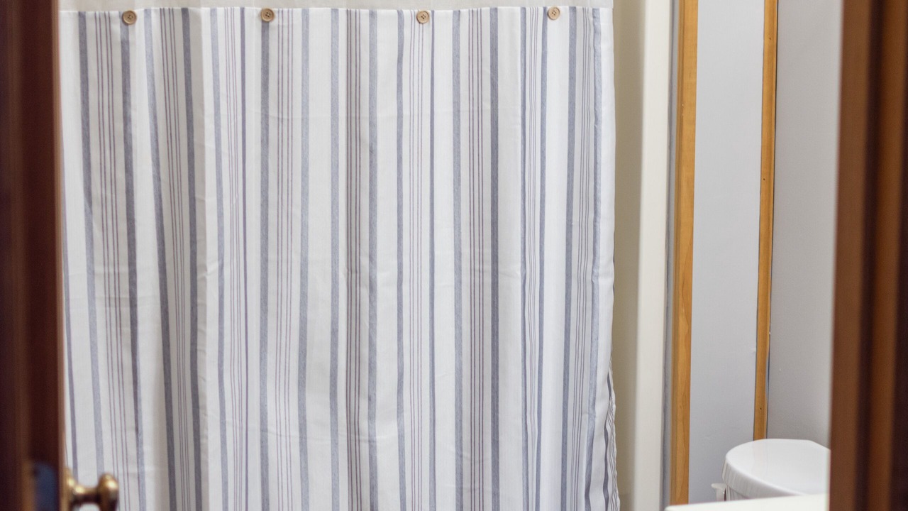 Photo of Bathroom in Lupton City