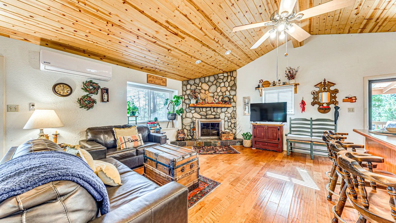 Photo of Livingroom in Ruidoso