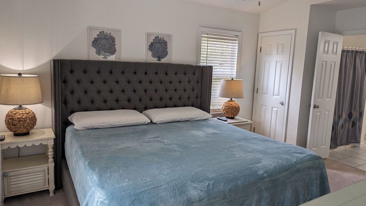 Photo of Bedroom in Southern Shores