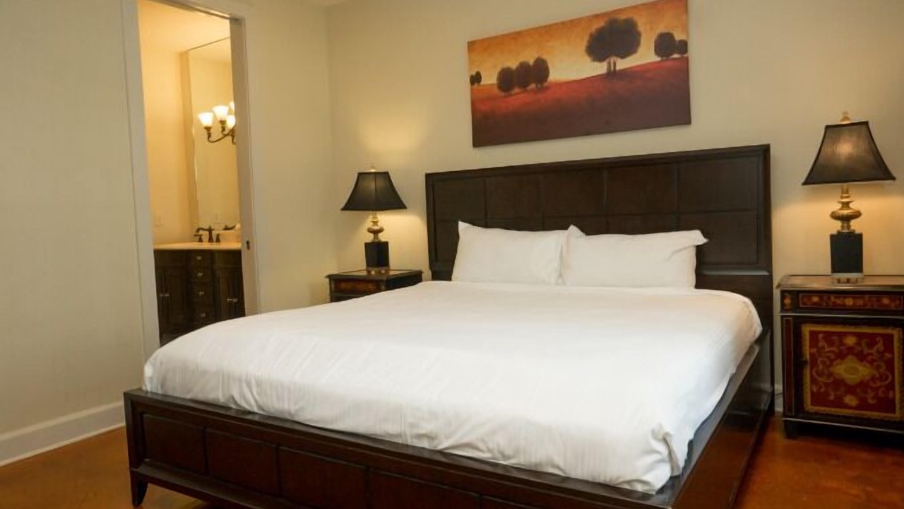Photo of Bedroom in Baytowne Wharf