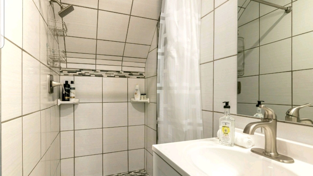 Photo of Bathroom in Royal Oak