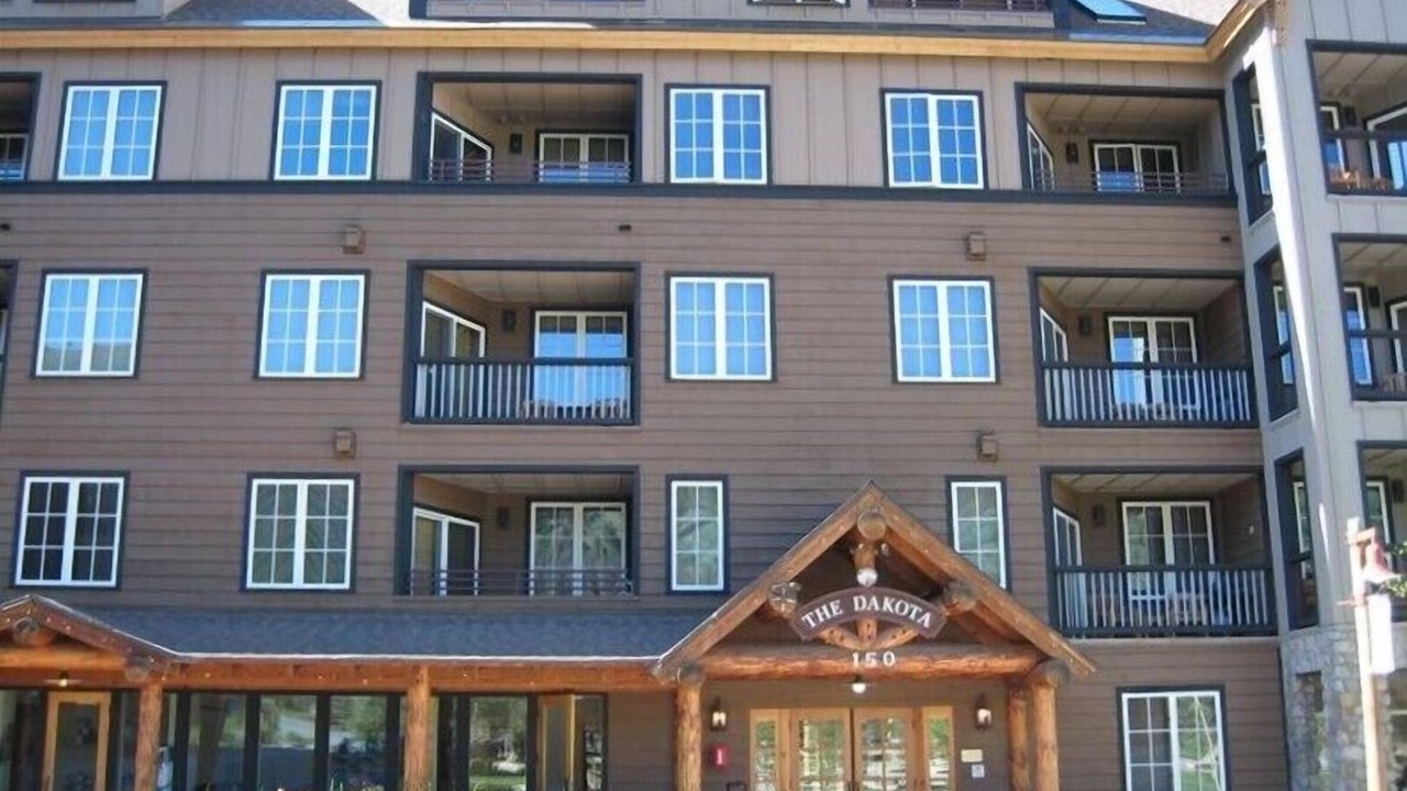 Photo of Outdoor in River Run