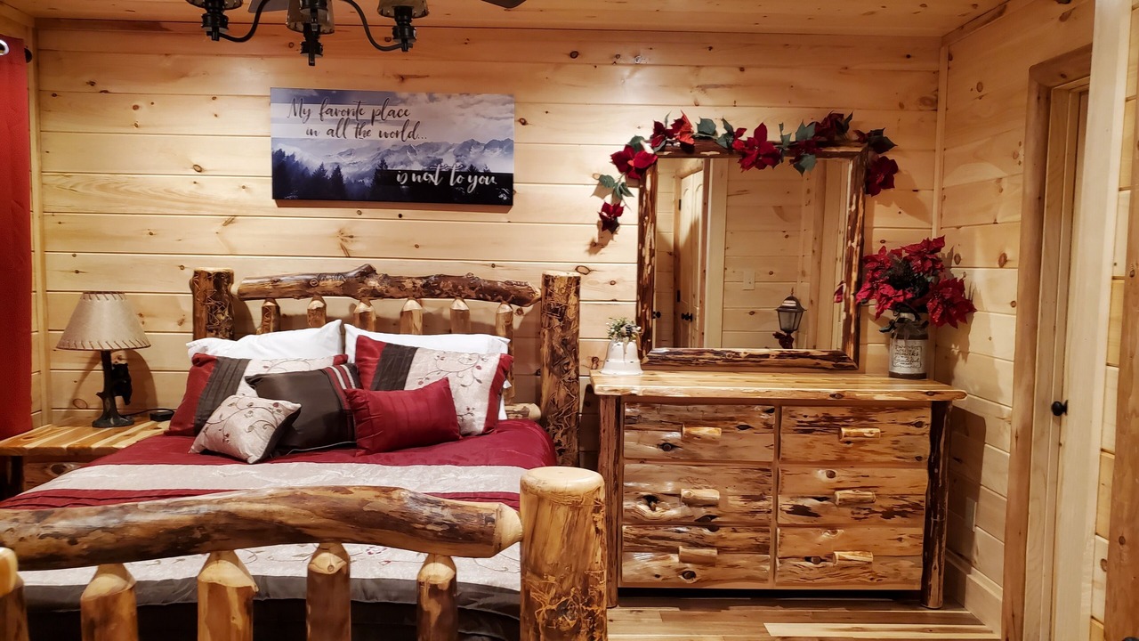Photo of Bedroom in Gatlinburg - Pigeon Forge