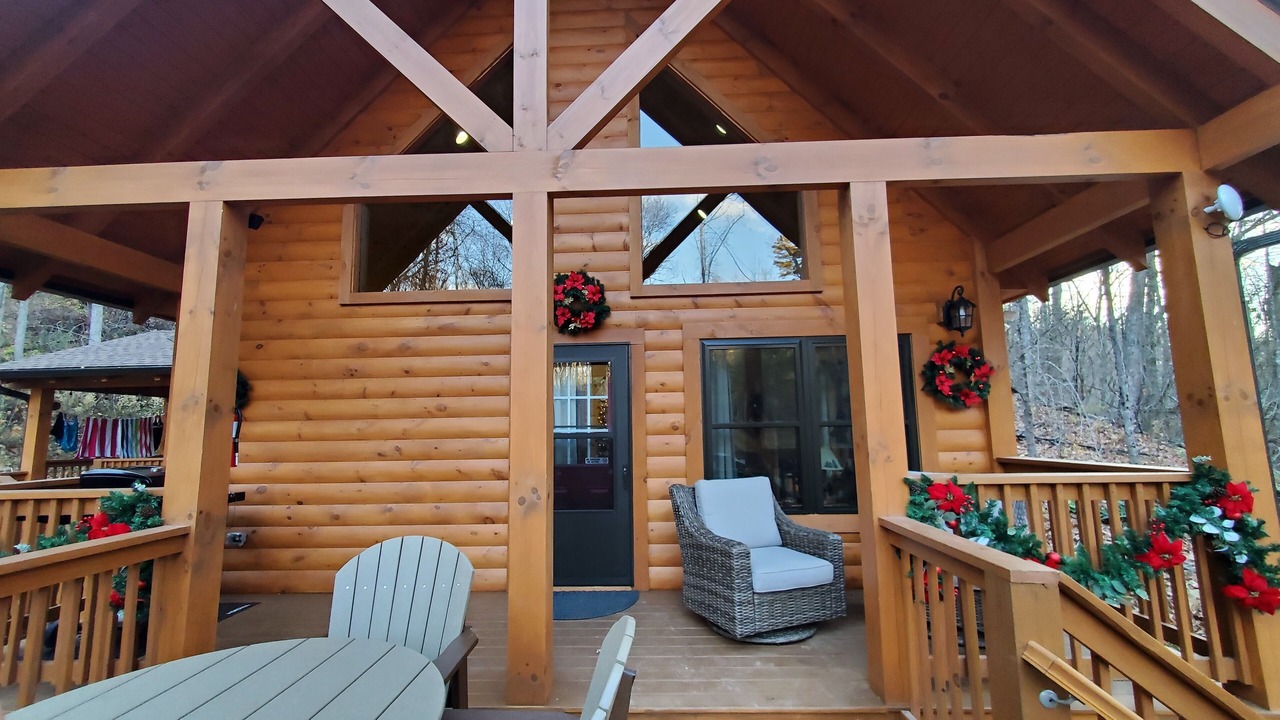 Photo of Patio Balcony in Gatlinburg - Pigeon Forge