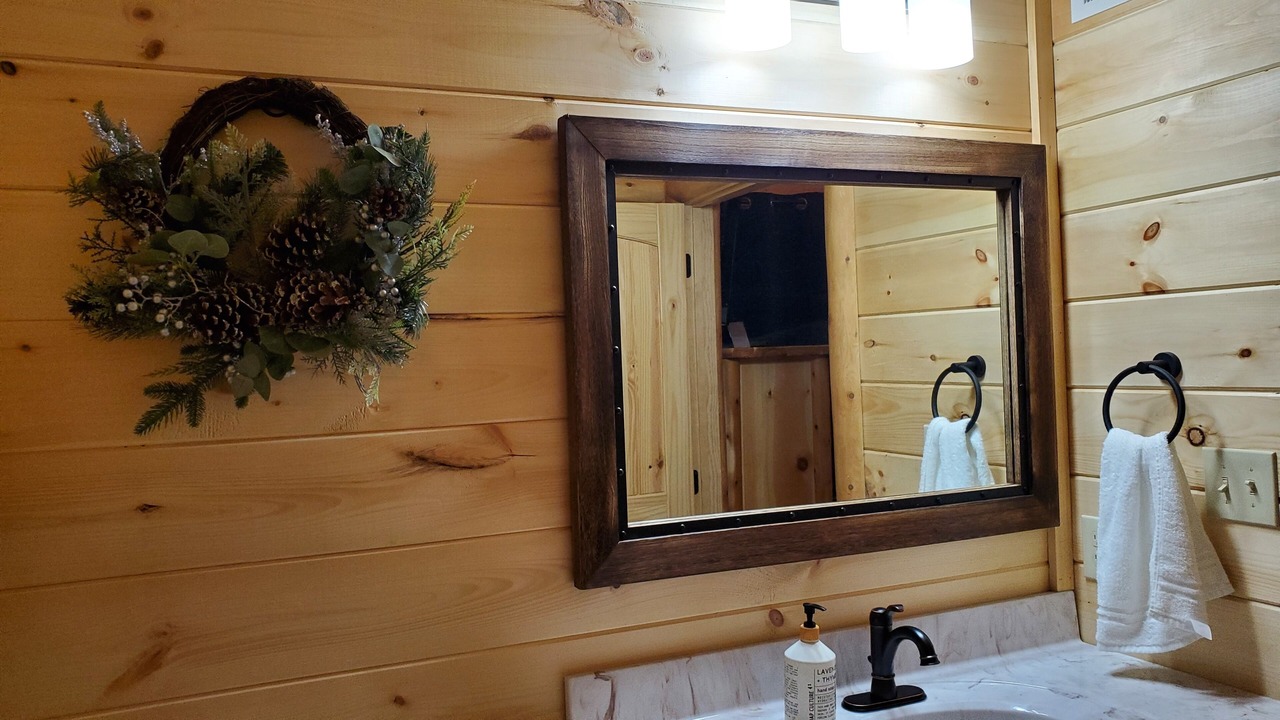 Photo of Bathroom in Gatlinburg - Pigeon Forge