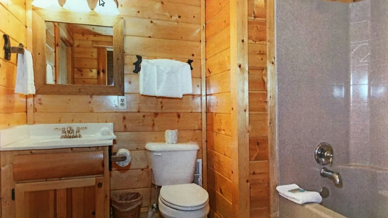 Photo of Bathroom in Pigeon Forge