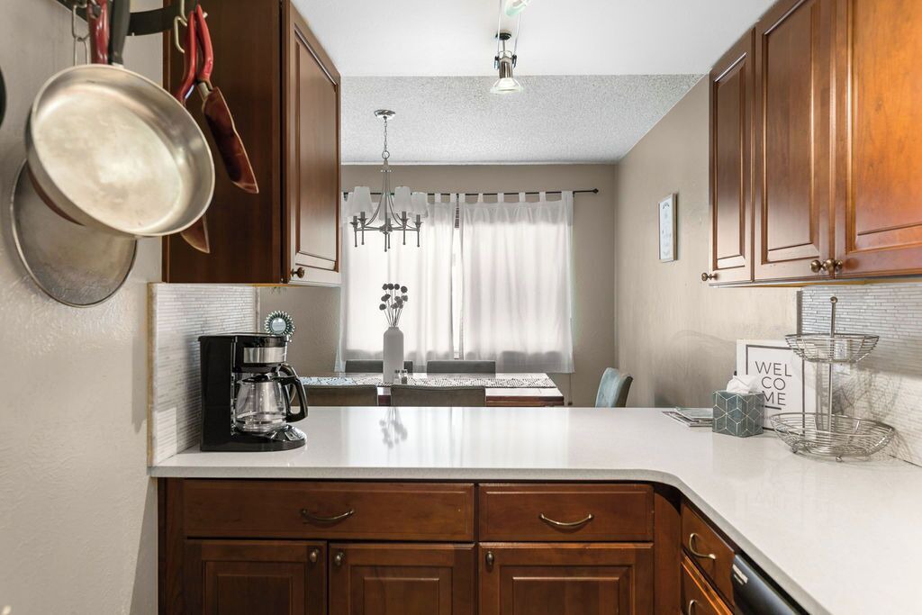 Photo of Kitchen in Glenwood Grove - North Iris