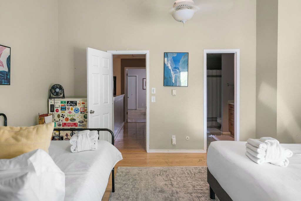 Photo of Bedroom in Glenwood Grove - North Iris