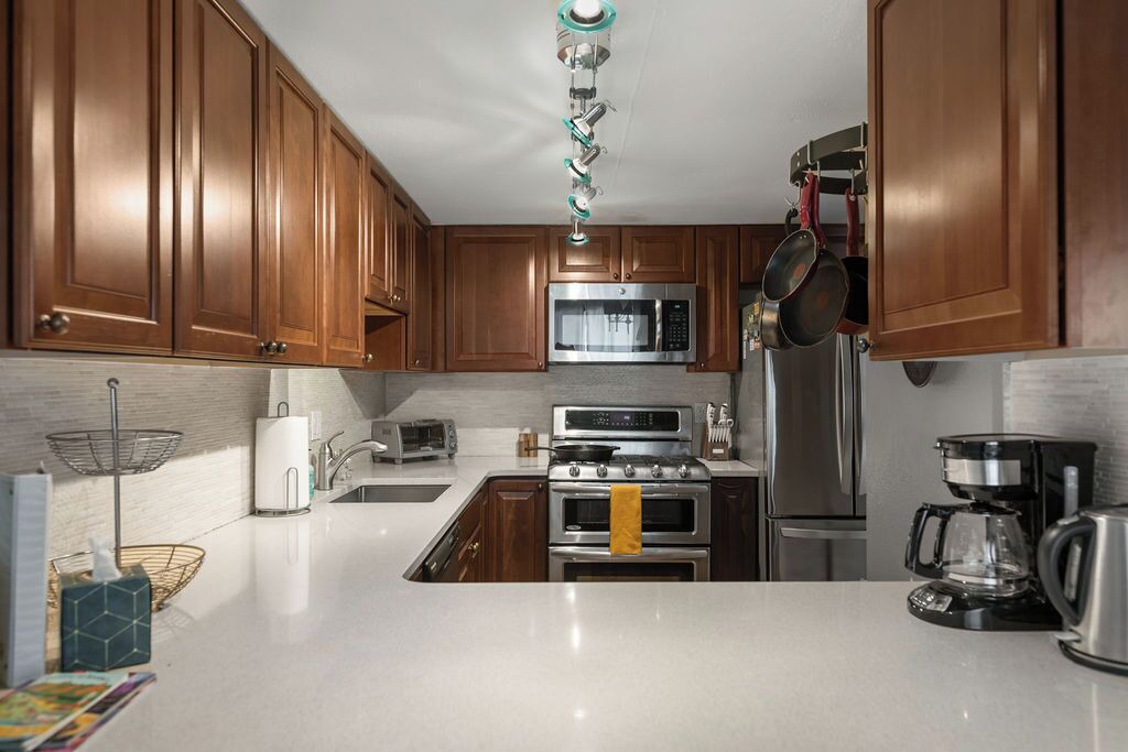 Photo of Kitchen in Glenwood Grove - North Iris