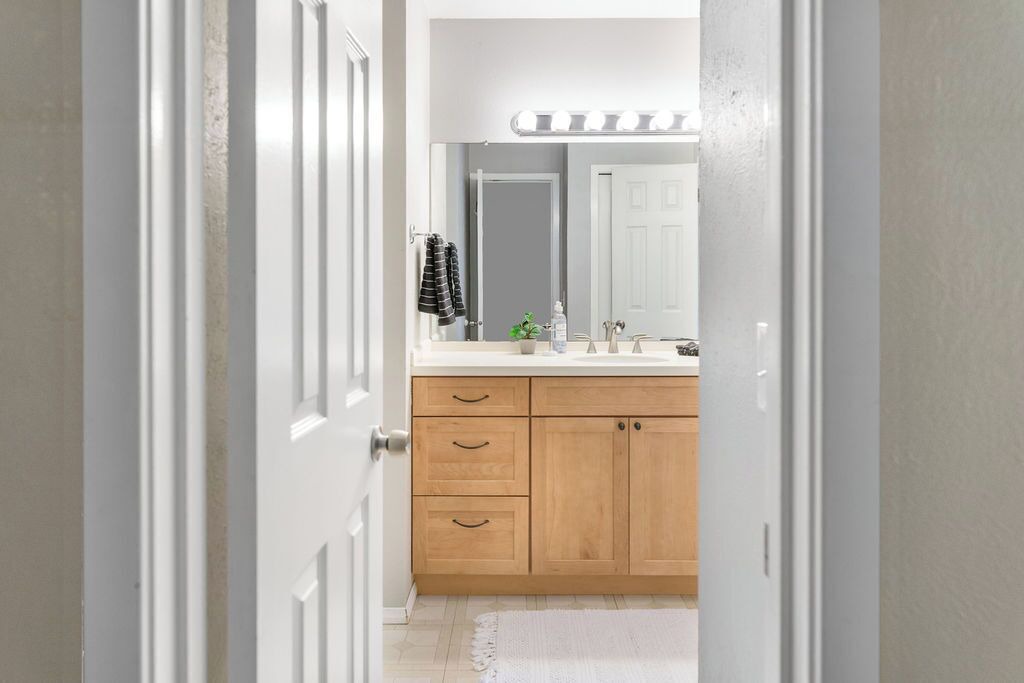 Photo of Bathroom in Glenwood Grove - North Iris