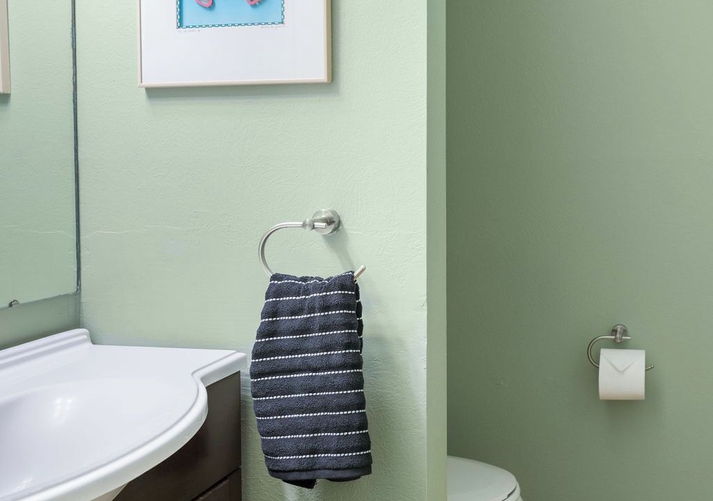 Photo of Bathroom in Glenwood Grove - North Iris