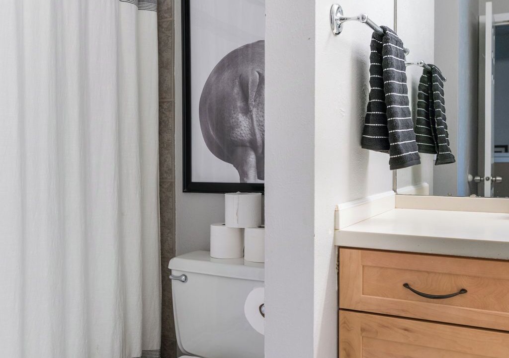 Photo of Bathroom in Glenwood Grove - North Iris