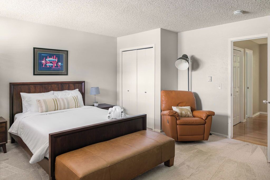 Photo of Bedroom in Glenwood Grove - North Iris