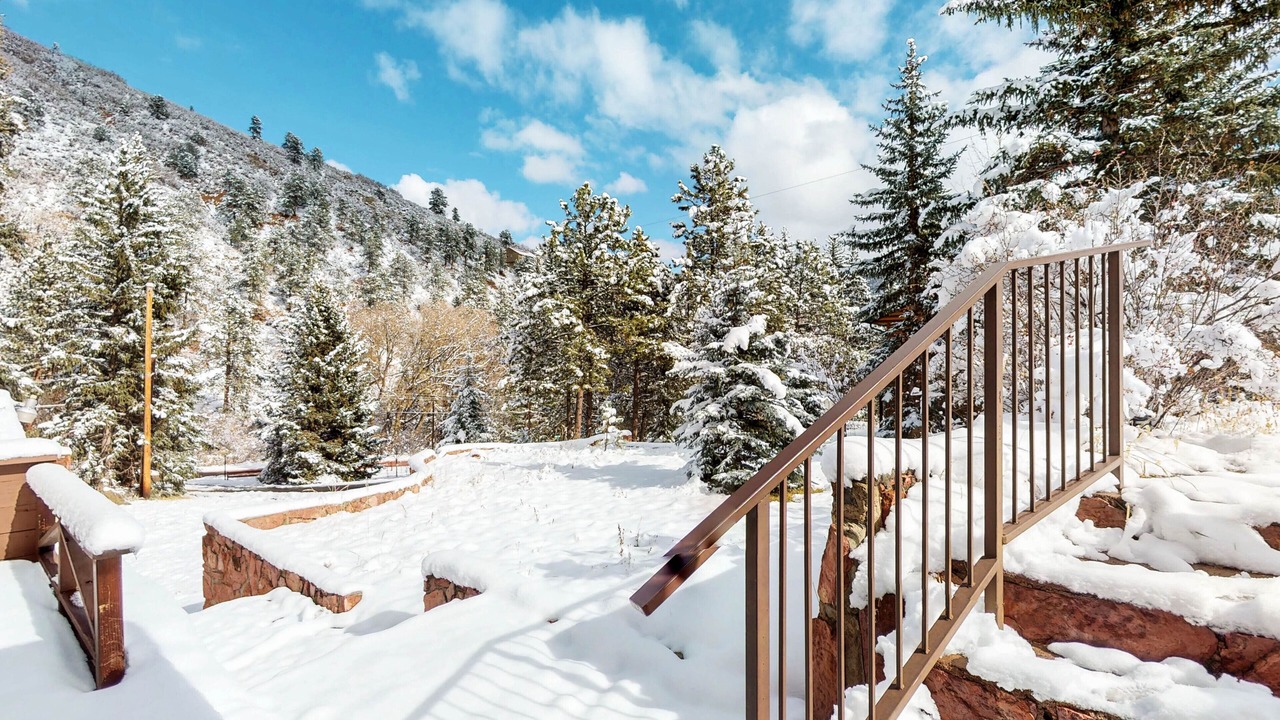 Photo of Outdoor in Green Mountain Falls