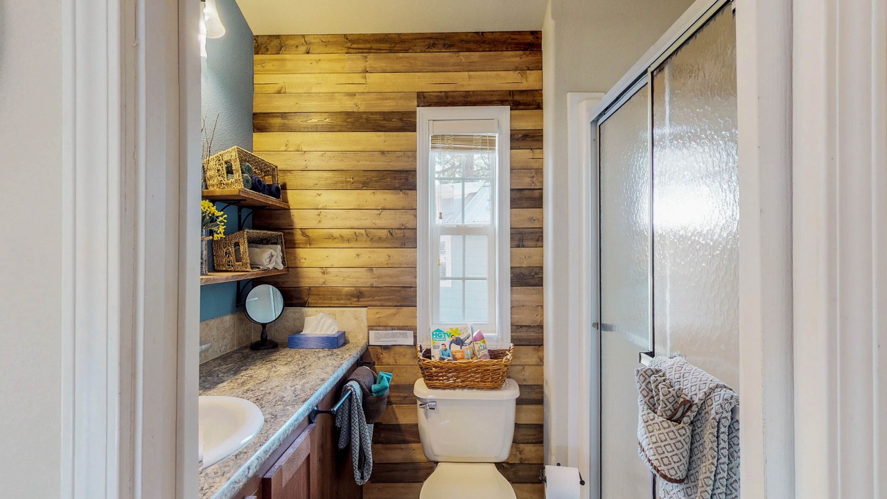 Photo of Bathroom in Woodland Park