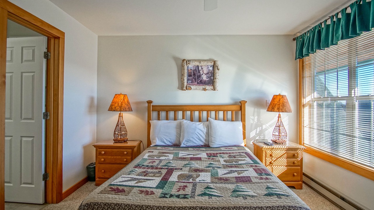 Photo of Bedroom in Snowshoe
