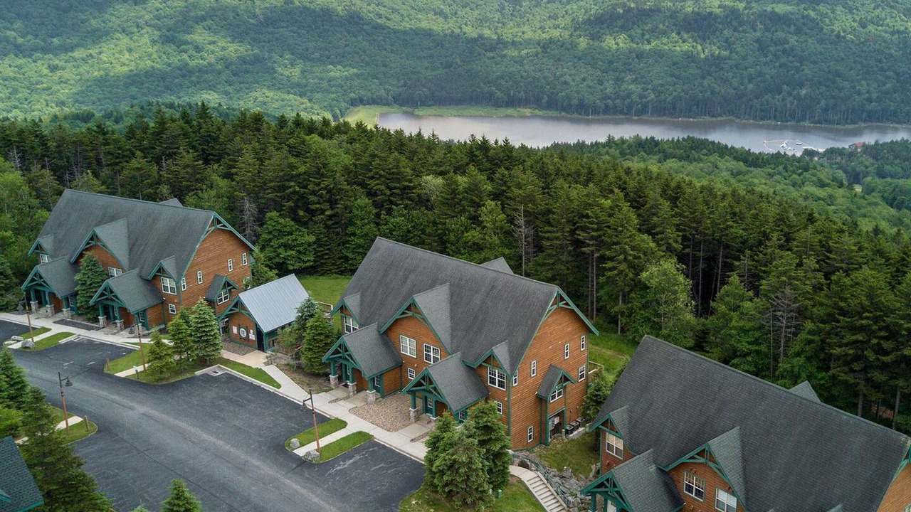 Photo of Outdoor in Snowshoe
