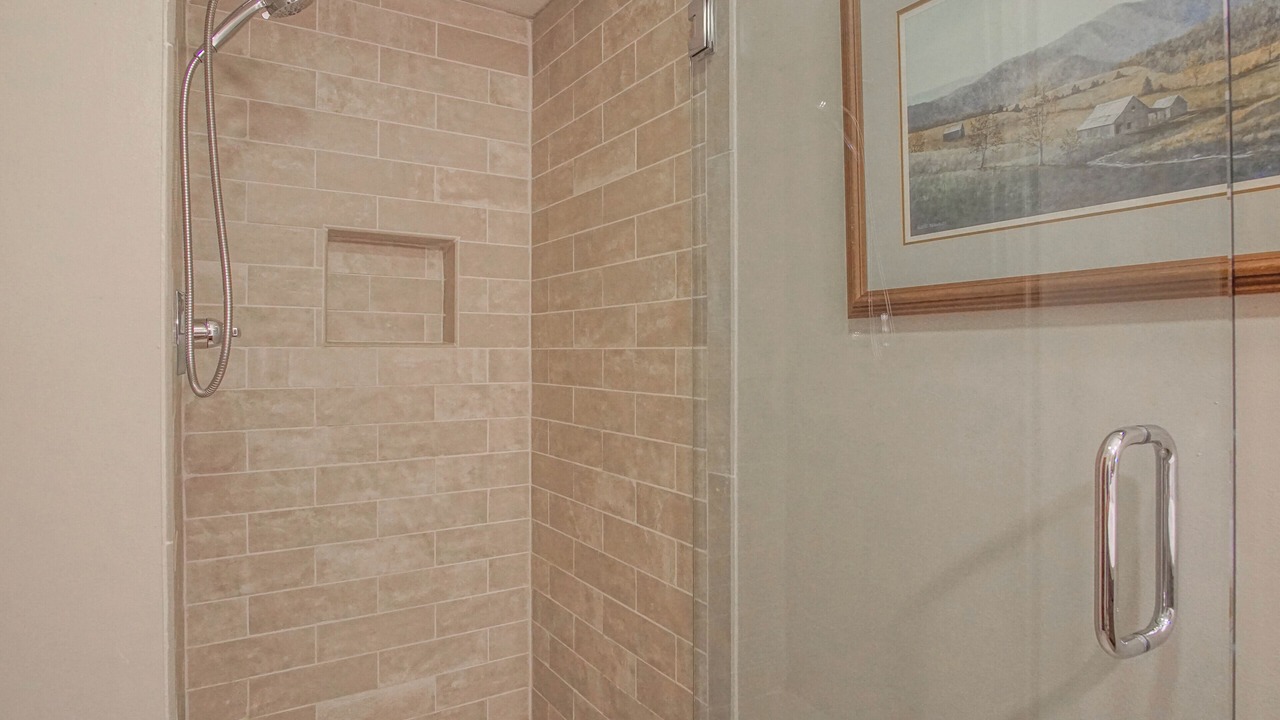 Photo of Bathroom in Snowshoe