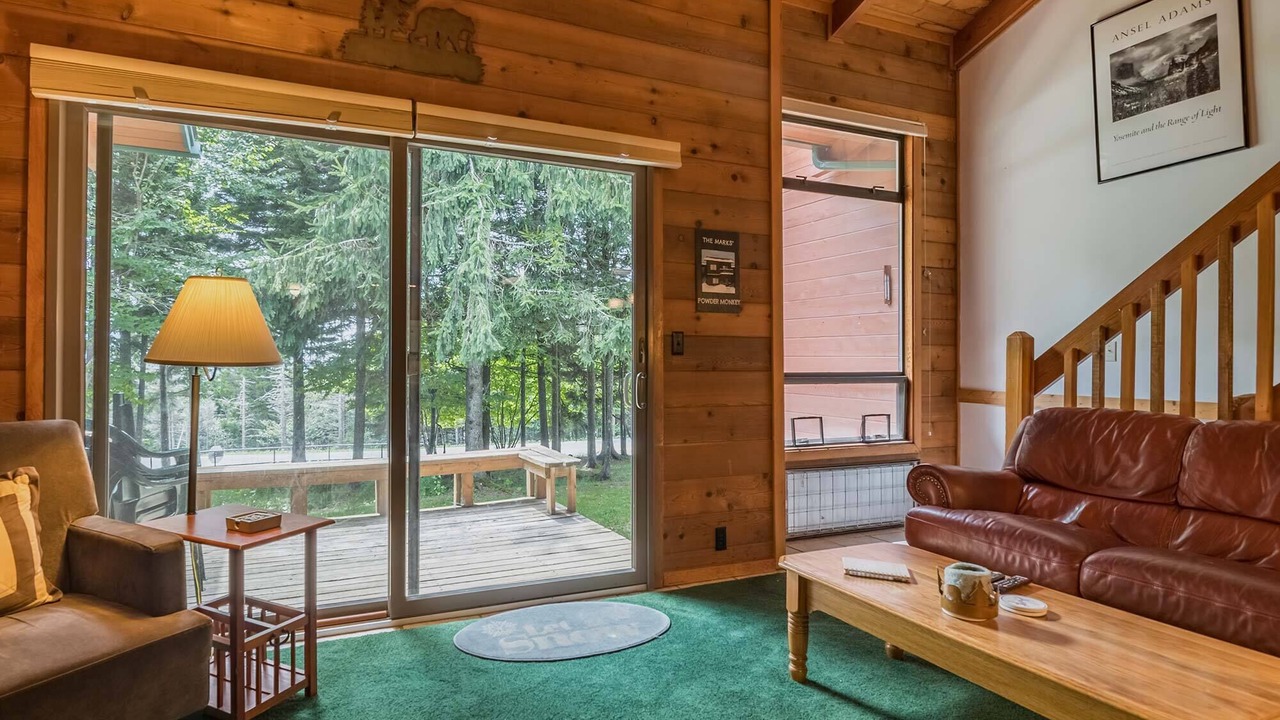Photo of Outdoor in Snowshoe
