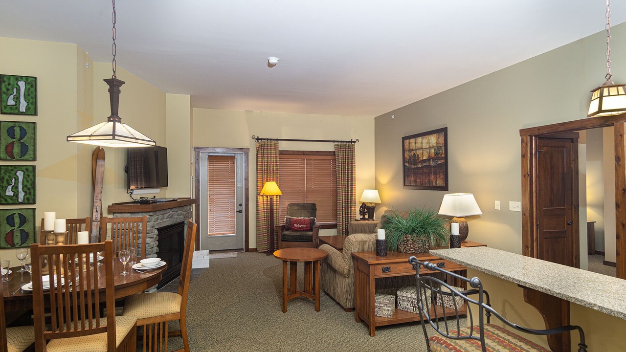 Photo of Livingroom in Snowshoe