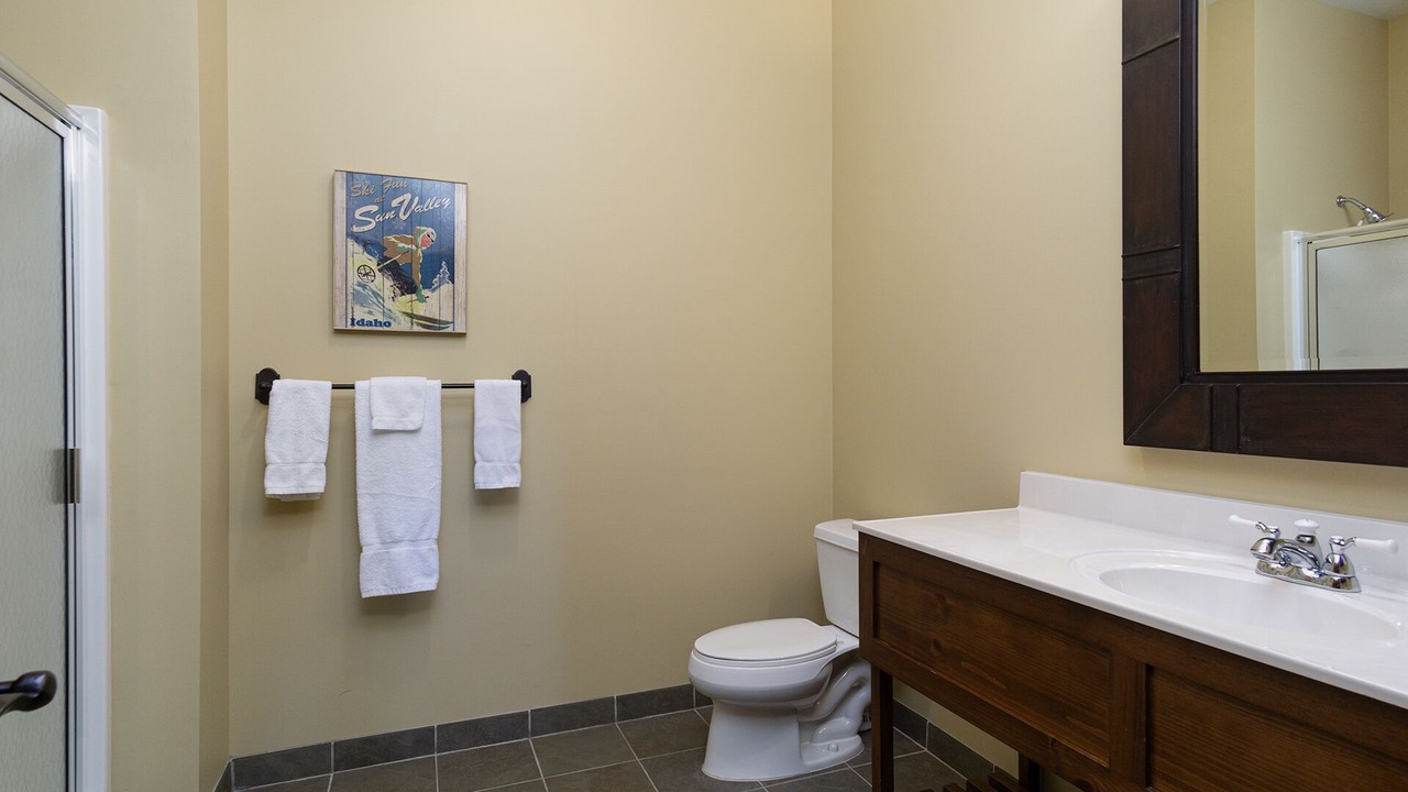 Photo of Bathroom in Snowshoe