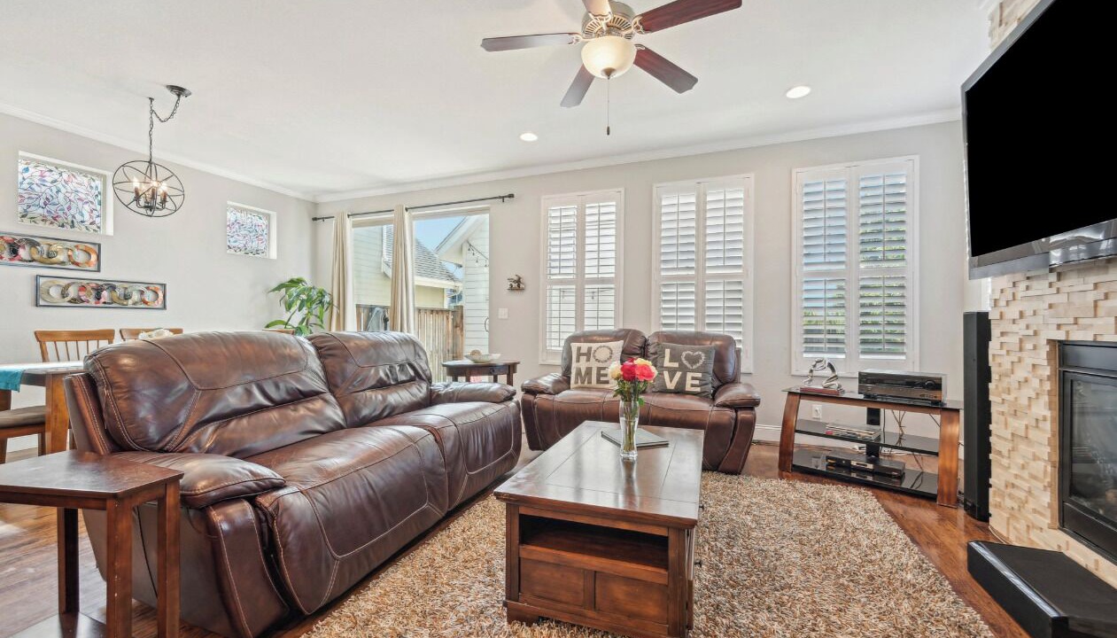 Photo of Livingroom in Northfield
