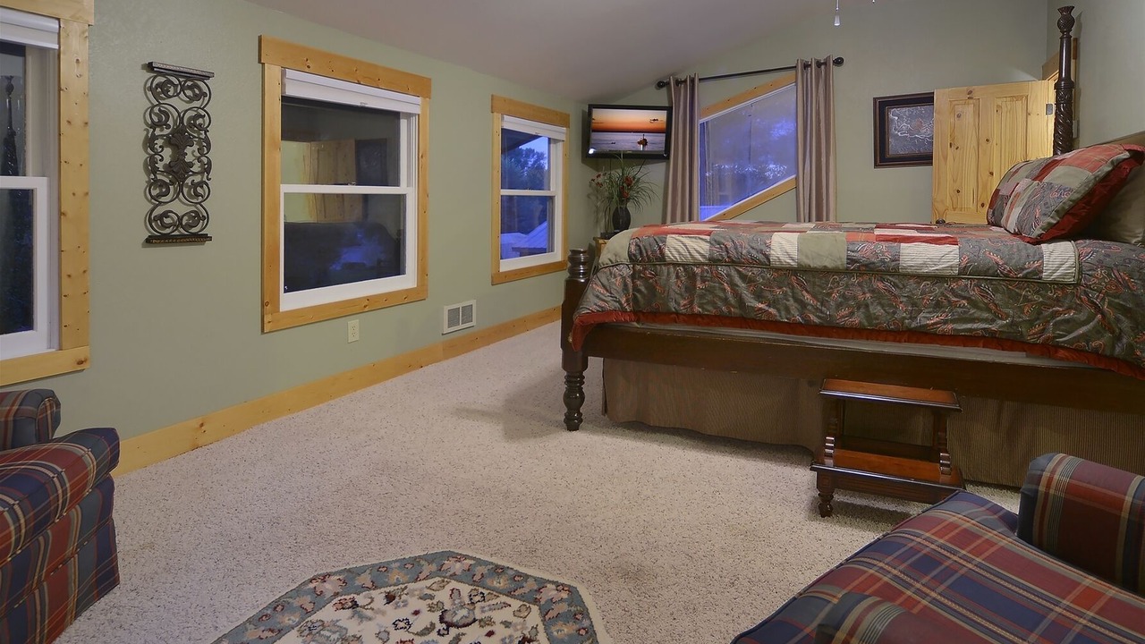 Photo of Bedroom in Gunnison