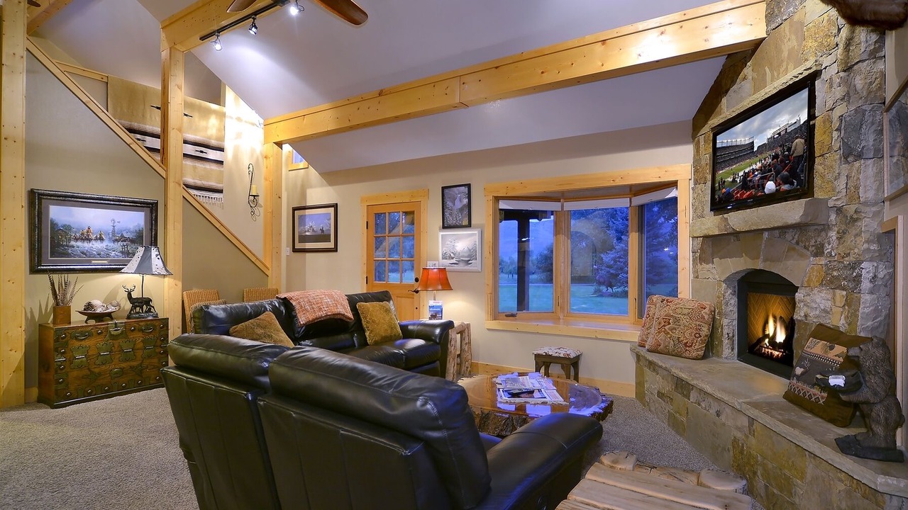 Photo of Livingroom in Gunnison