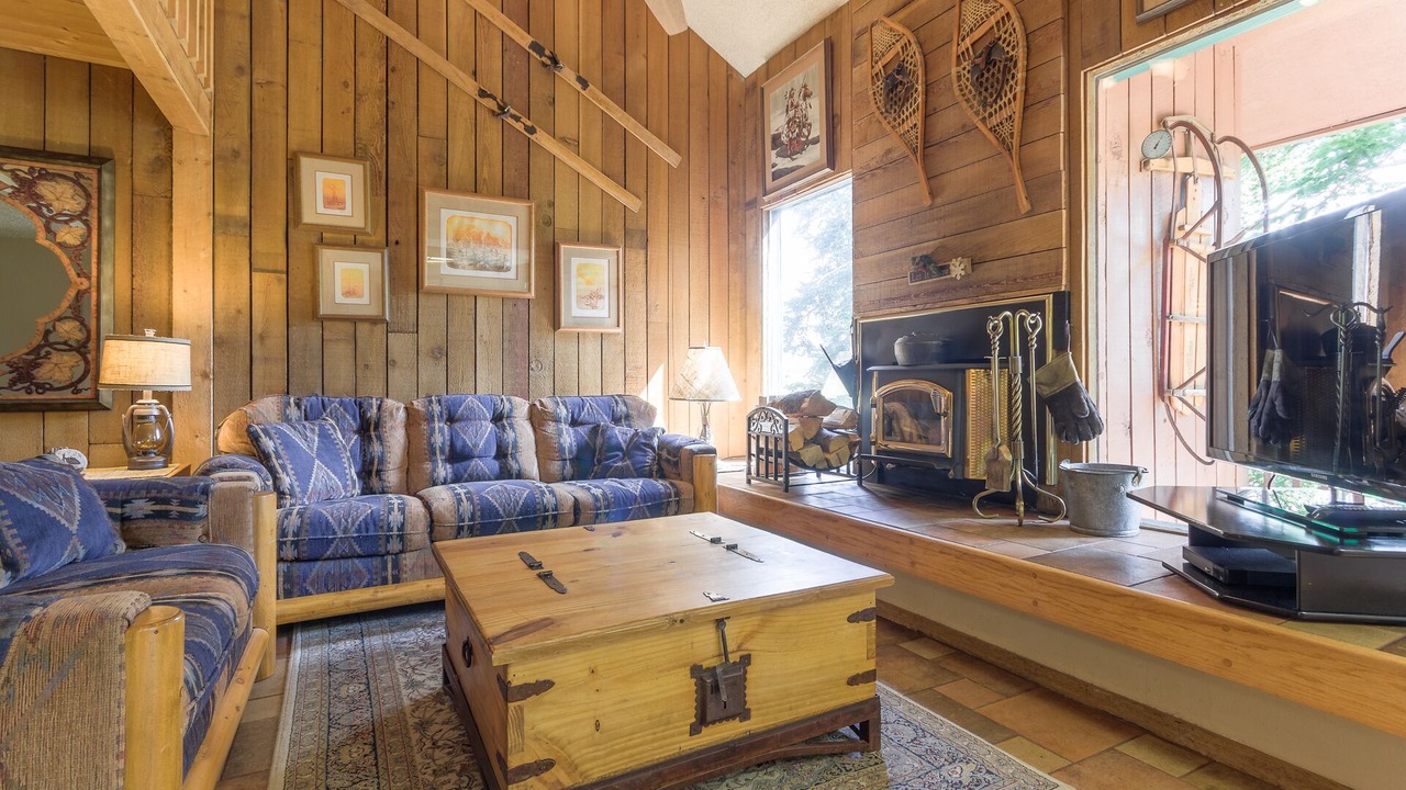 Photo of Livingroom in Brian Head