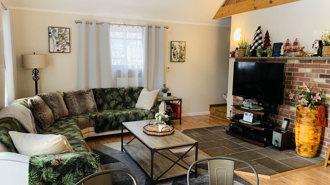 Photo of Livingroom in Pocono Pines