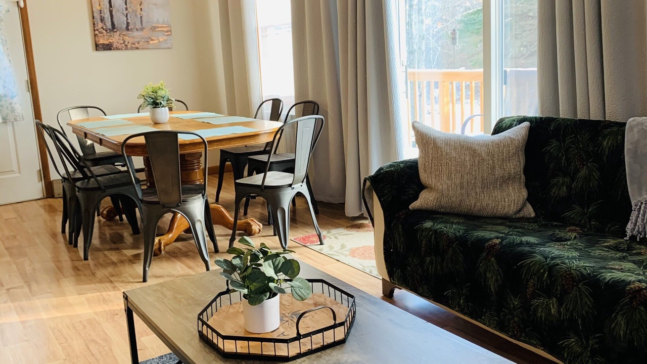 Photo of Livingroom in Pocono Pines