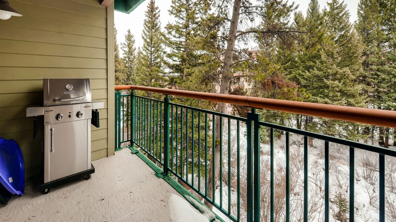 Photo of Patio Balcony in Peak 9