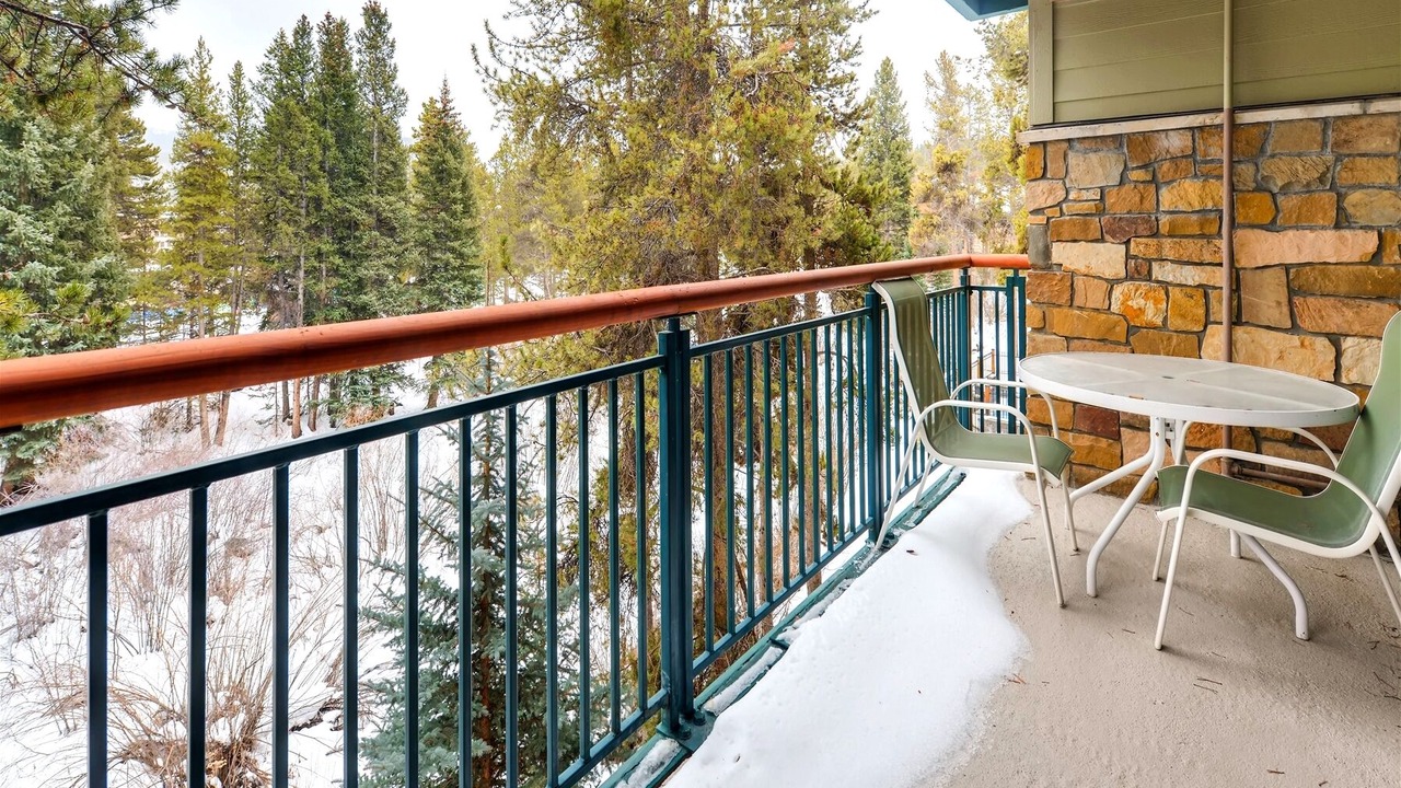 Photo of Patio Balcony in Peak 9