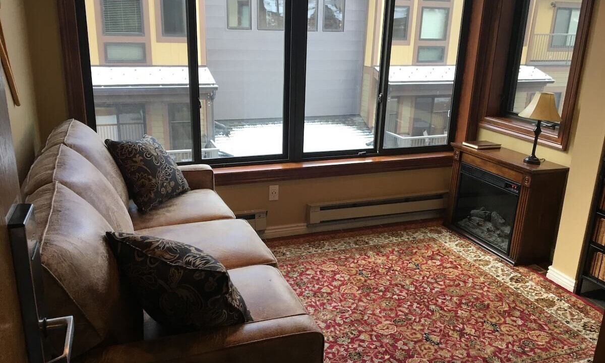 Photo of Livingroom in Mountain House