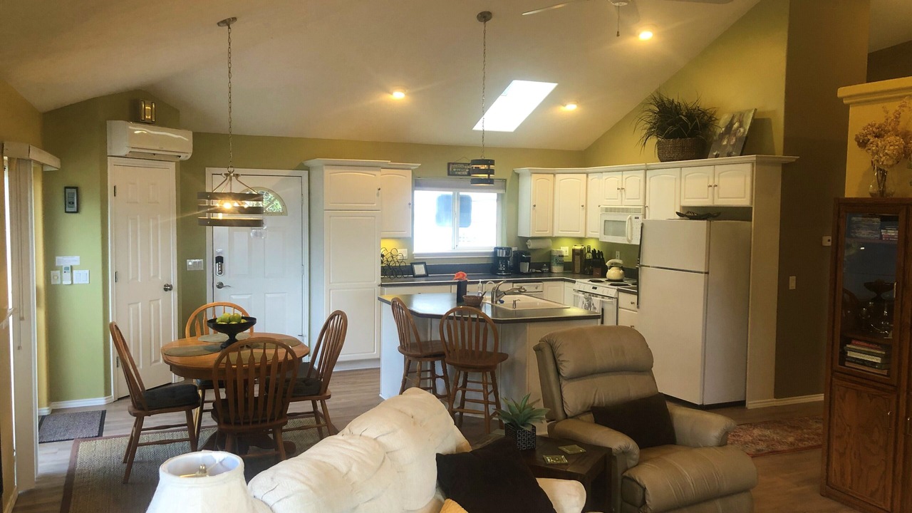 Photo of Bedroom in Newberg