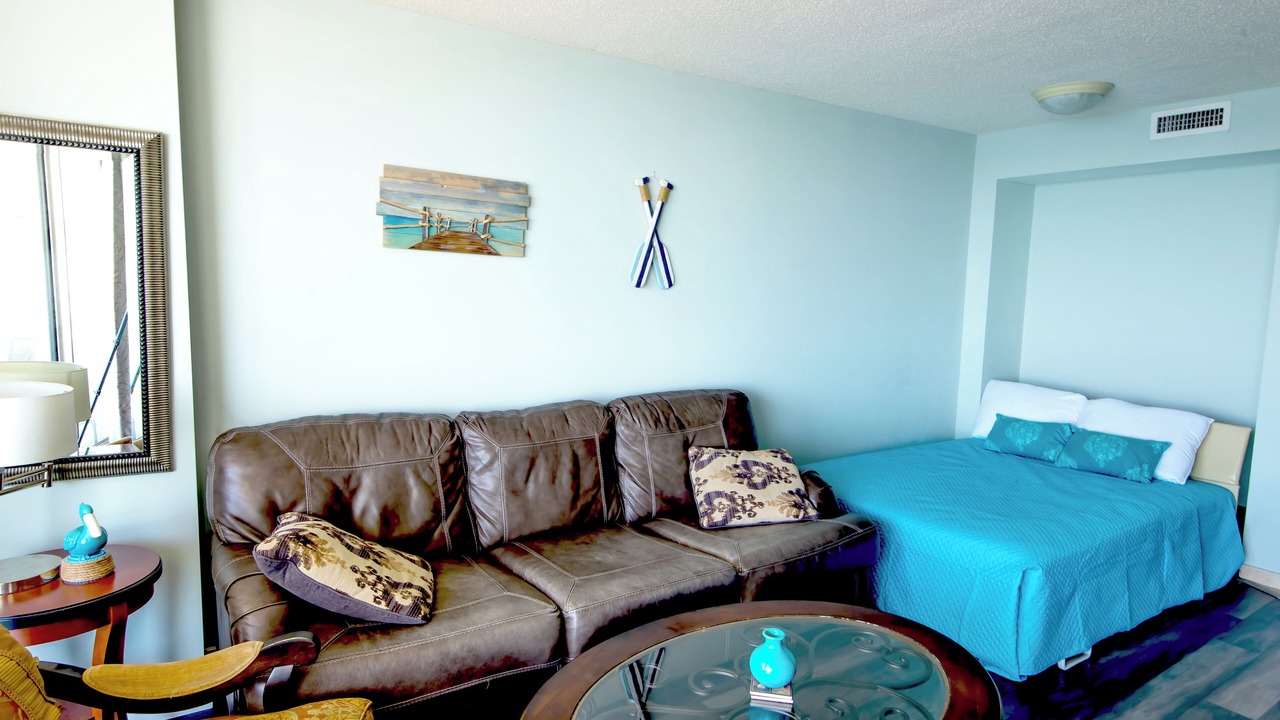 Photo of Livingroom in Downtown Myrtle Beach