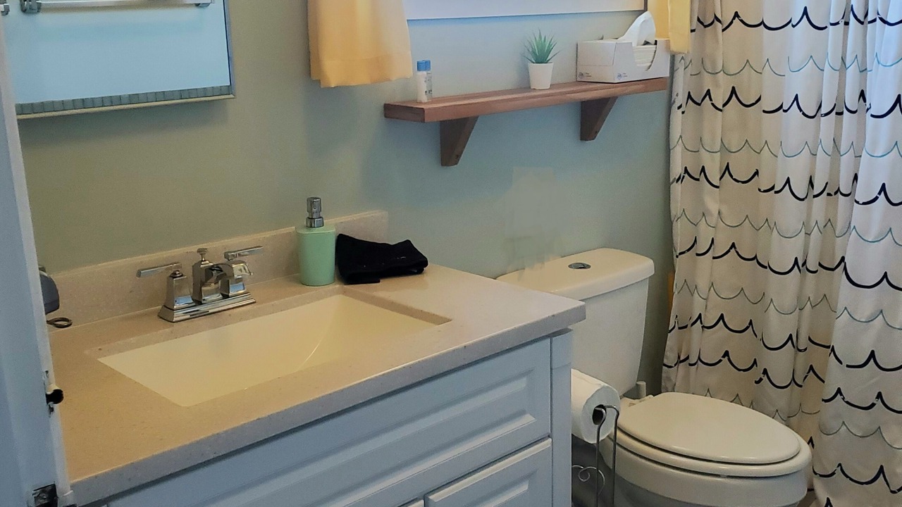 Photo of Bathroom in Rockaway Beach