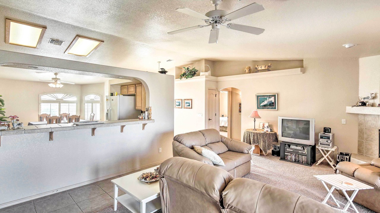 Photo of Livingroom in Lake Havasu City