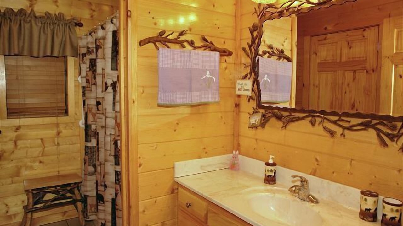 Photo of Bathroom in Pigeon Forge