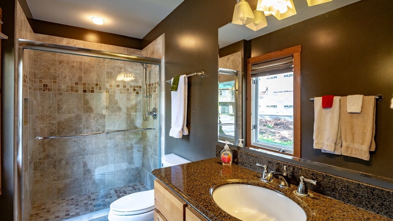 Photo of Bathroom in Northface