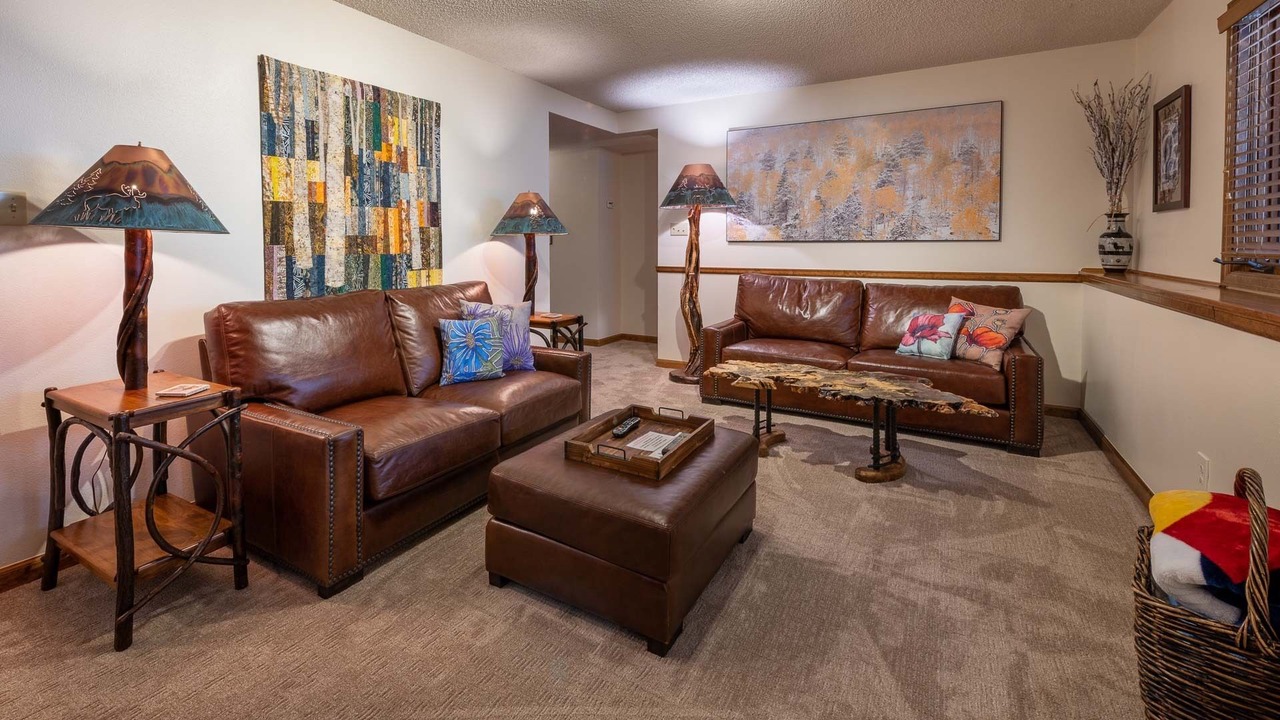 Photo of Livingroom in Aspen Brook