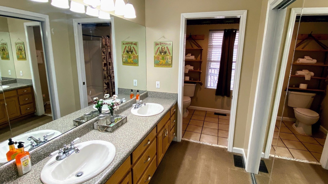 Photo of Bathroom in Dahlonega