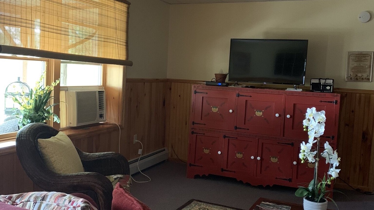 Photo of Livingroom in West Saugerties