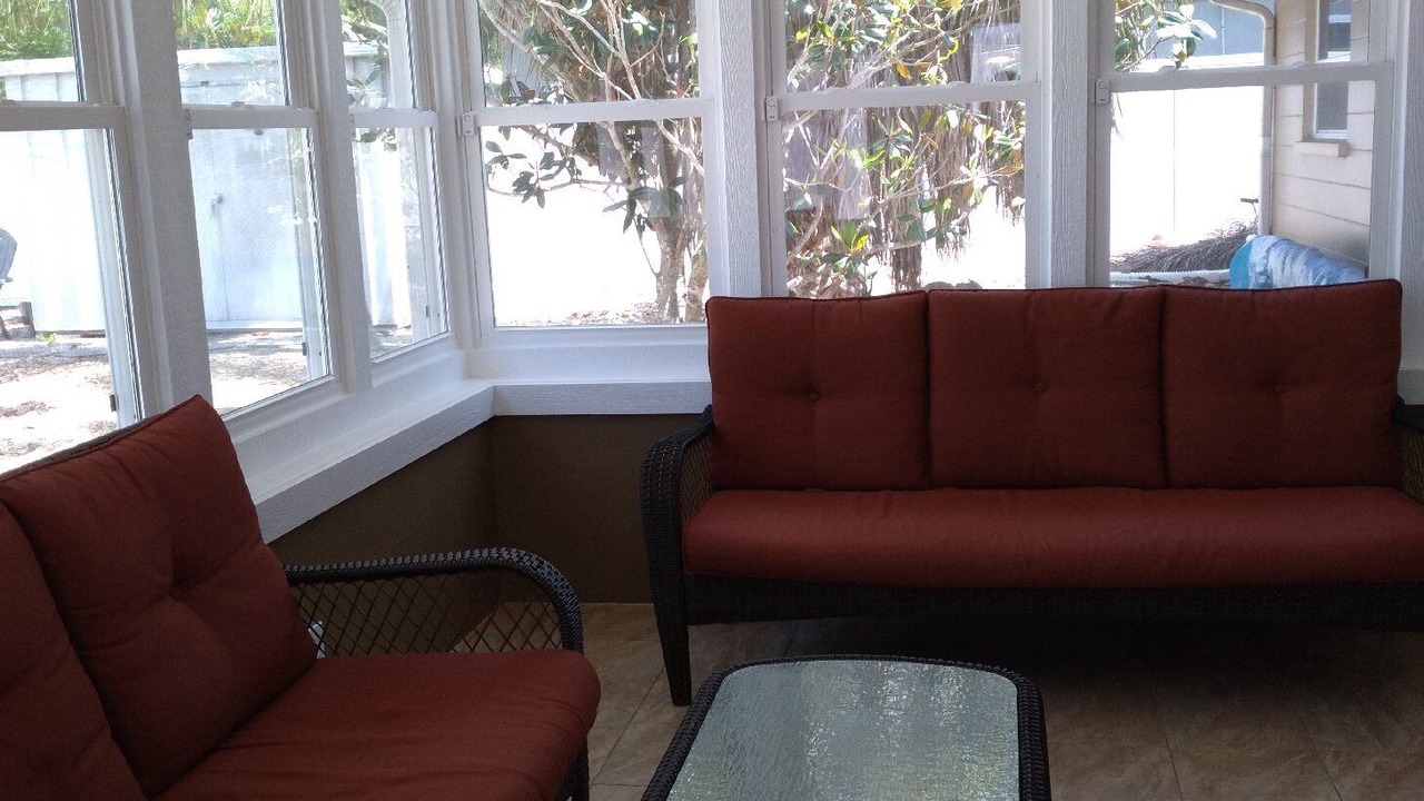 Photo of Livingroom in Disston Heights