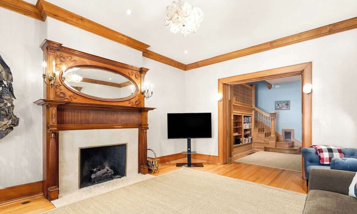 Photo of Bedroom in Uptown