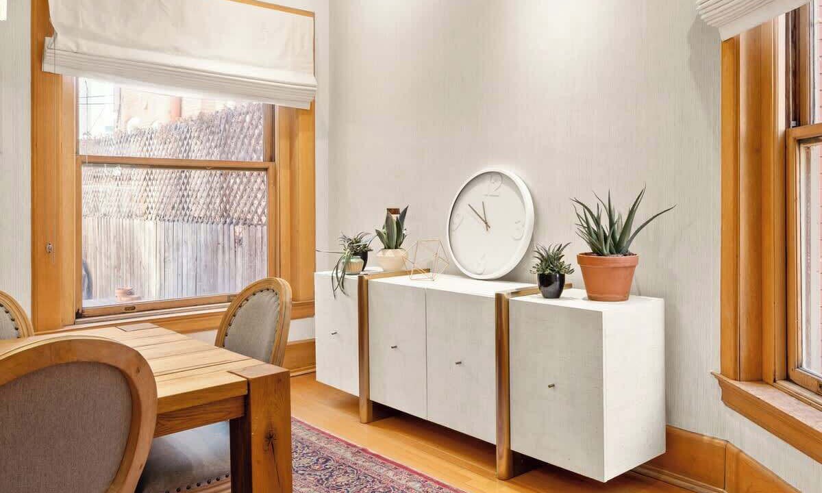 Photo of Livingroom in Uptown