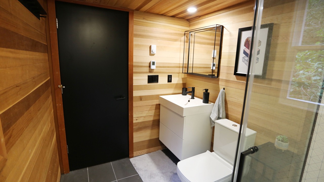 Photo of Bathroom in Neahkahnie Beach
