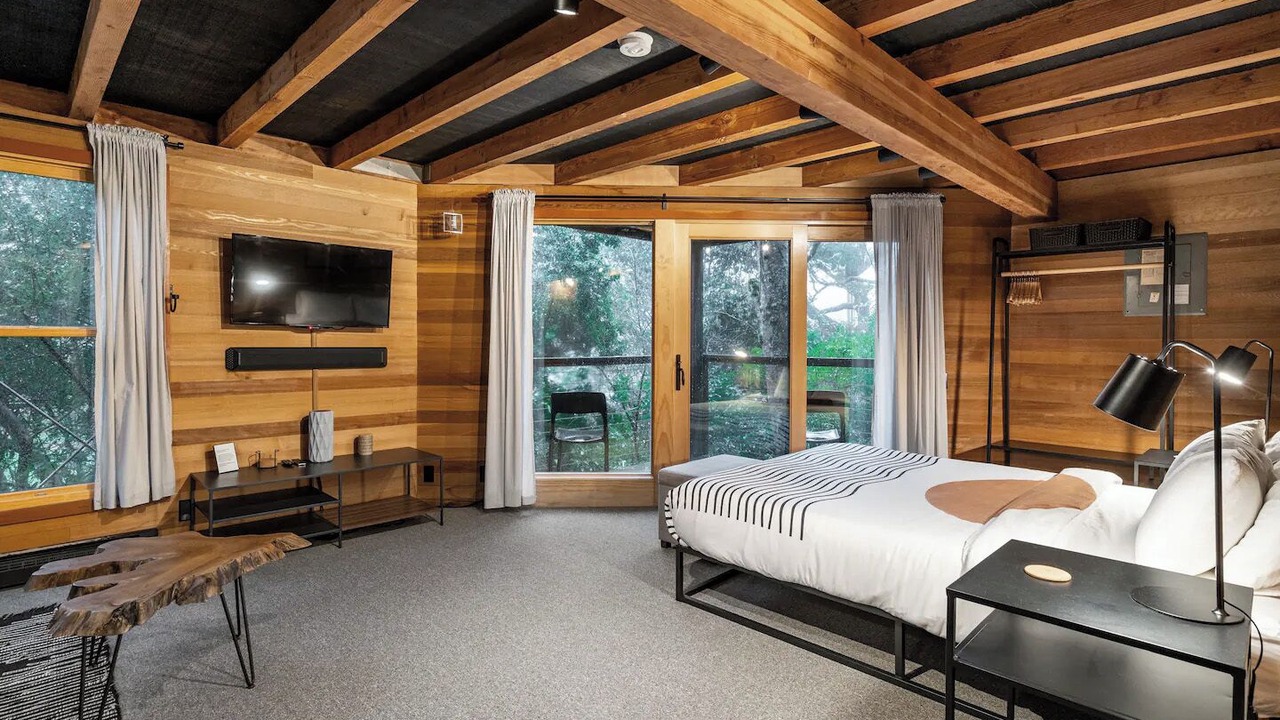 Photo of Bedroom in Neahkahnie Beach