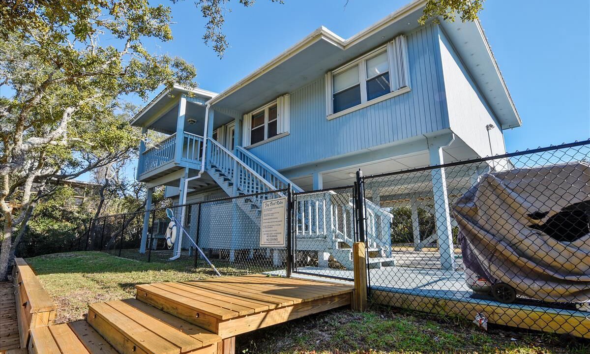 Photo of Outdoor in East End